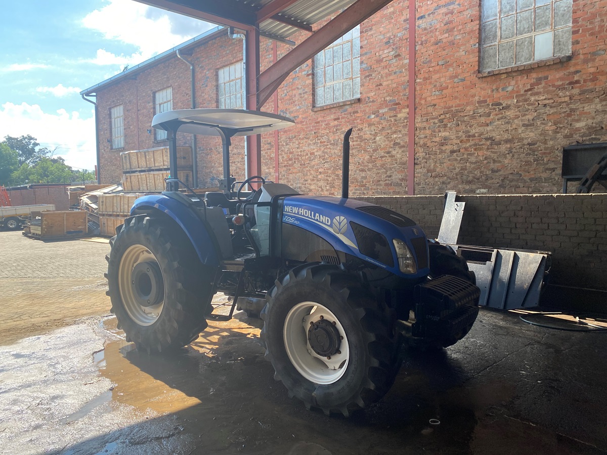 NEW HOLLAND TD5.110 ROPS